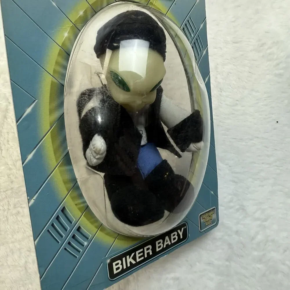 Vtg TEENIE BABY ALIEN BUDDIES BIKER BABY 1997 Sealed Card Head glow in the dark